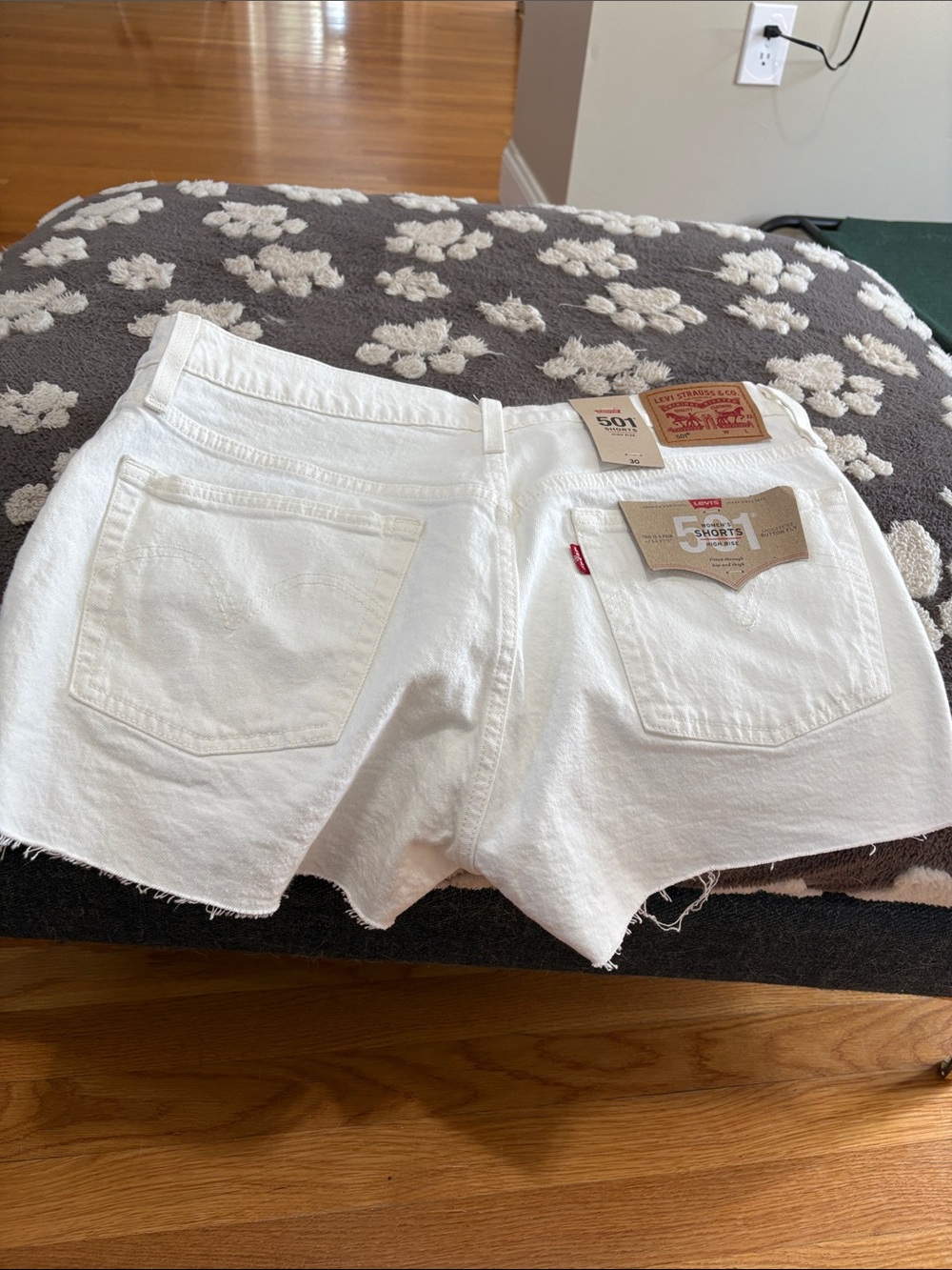Levi's Women's White High-Rise Jeans